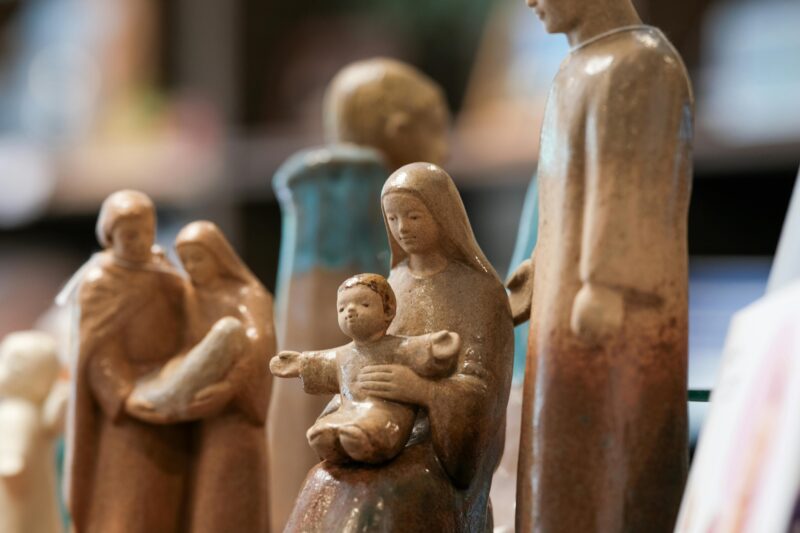 En fattig jomfru sad i dårlig løn