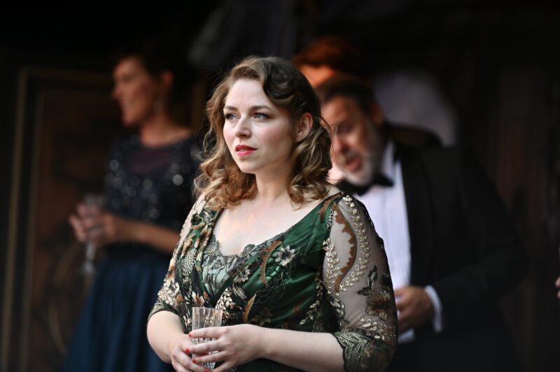 Frederikke Kampmann: “Jeg bruger flere timer, end jeg får løn for”